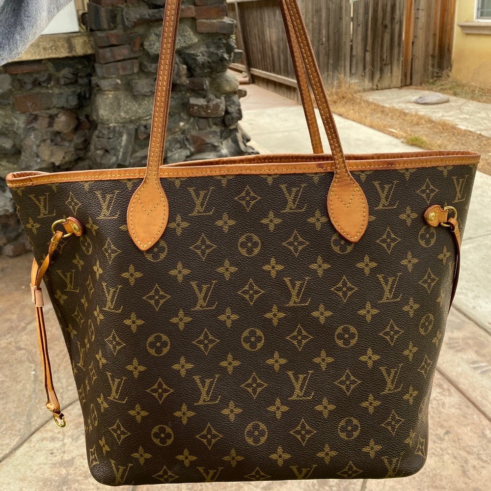 Louis Vuitton Neverfull MM